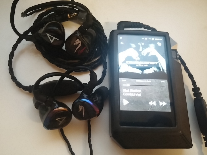 退燒？JH Audio Layla開箱