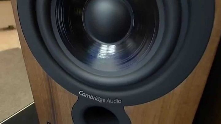 cambridge audio SX60 擺位不受限!