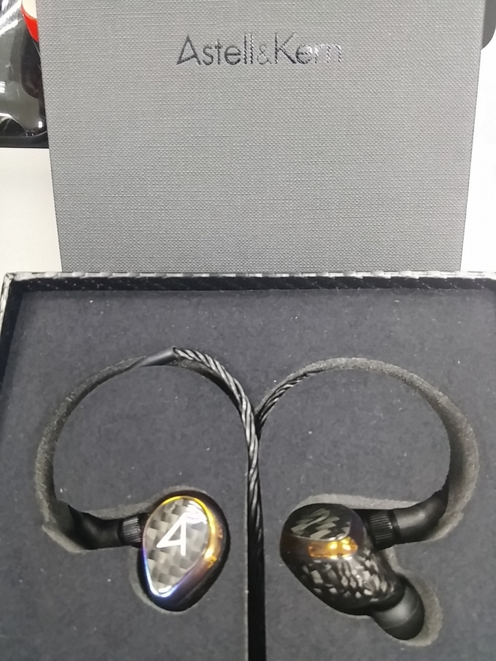 退燒？JH Audio Layla開箱