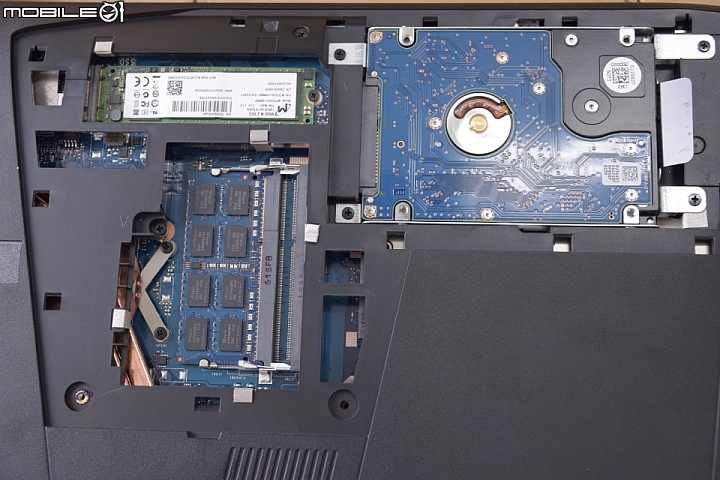 春電入手的邪惡之眼電競筆電ASUS GL552 ROG開箱