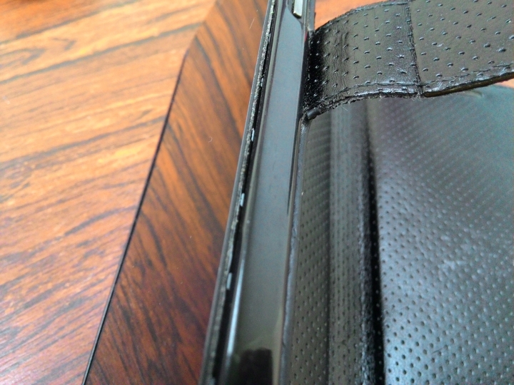 Zenfone 5 電池膨脹