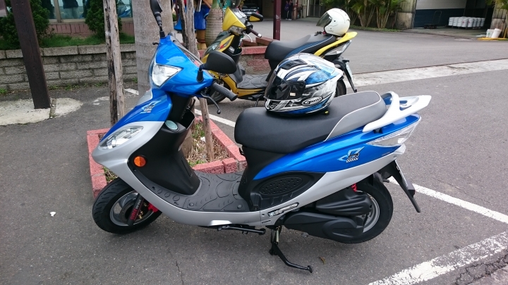 光陽 V2 150鋼鐵藍開箱