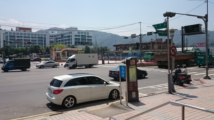 遠傳電信xTP-LINK M7350之藍、文湖捷運搜查線