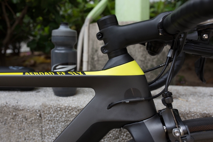 [開箱] Canyon Aeroad CF SLX 7.0 有一點失望...