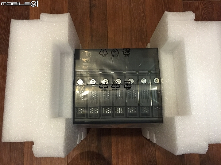 [開箱]非常不專業分享QNAP TVS-871 Turbo vNAS