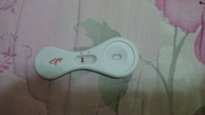 抱歉~麻煩各位有經驗的媽媽們，幫我鑑定一下我是不是懷孕了