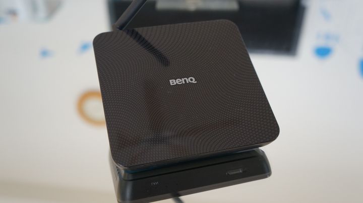【試用】娛樂不受"線"  全家歡樂無上限  BenQ 電視上網精靈 JM-250試用分享