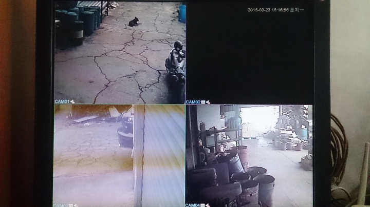 [開箱]DVR 新手開箱心得文(白牌 DVR 配 Seagate 監控資料救援碟 2TB)
