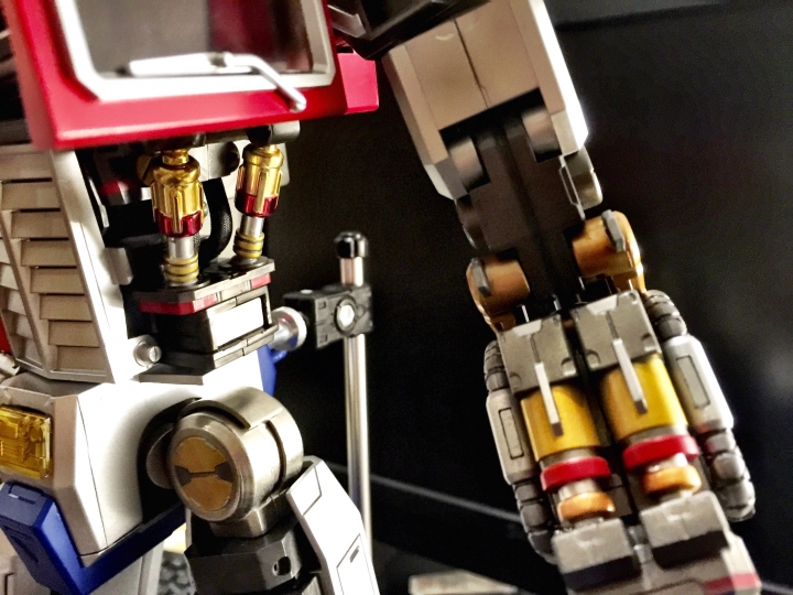 Art storm UM-01 柯博文