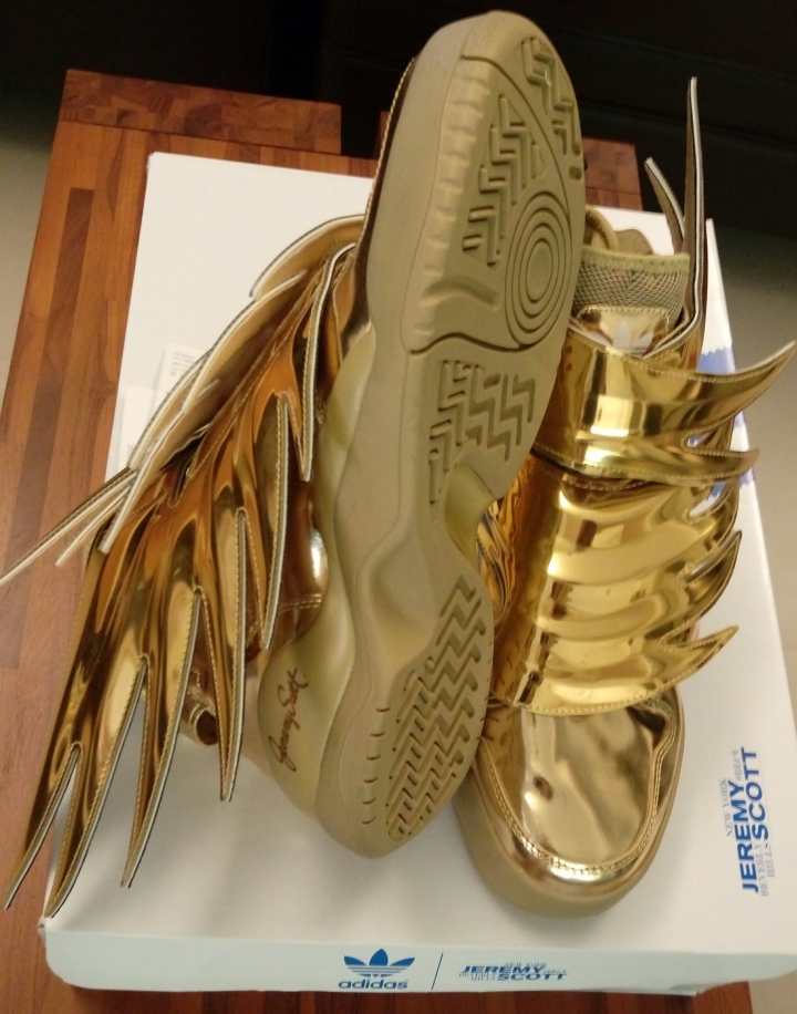 [易開罐] Adidas JS Wing 黃金聖鬥士戰靴
