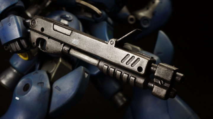 放了一年舊的新作 MG 肯普法 MS18E  Kampfer