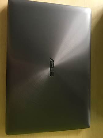 特價中的小確幸..asusUX501簡單開箱