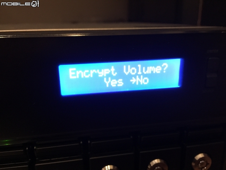 [開箱]非常不專業分享QNAP TVS-871 Turbo vNAS