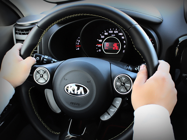 猛虎出閘 AUDI 同父異母親兄弟之跨界潮休旅 KIA SOUL 《KIA潮勢力-試駕體驗活動》
