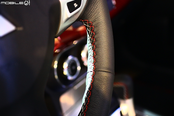 [採訪]紅藍雙彩炫目登場  Mitsubishi Lancer iO炫彩菱格版限量發表