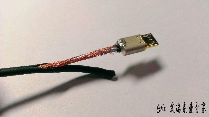 [分享.拆解] Avier Micro USB 傳輸充電線 扒皮去殼 內部實況 (圖多慎入)