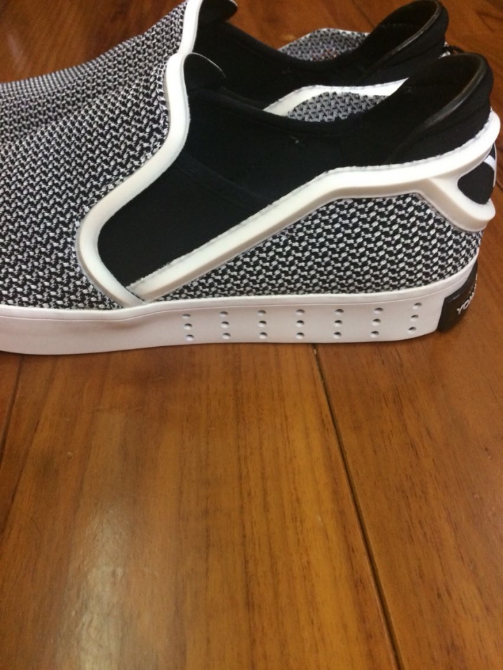 y-3可幫忙驗鞋嗎⋯