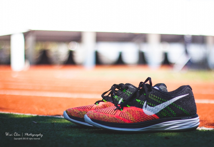 Nike Lunar 3 Flyknit 曬照