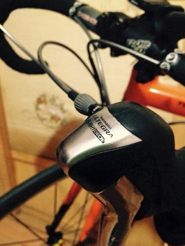 想請問一台giant的公路車