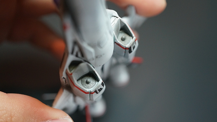 超時空要塞 Bandai 1/100 VF-25F