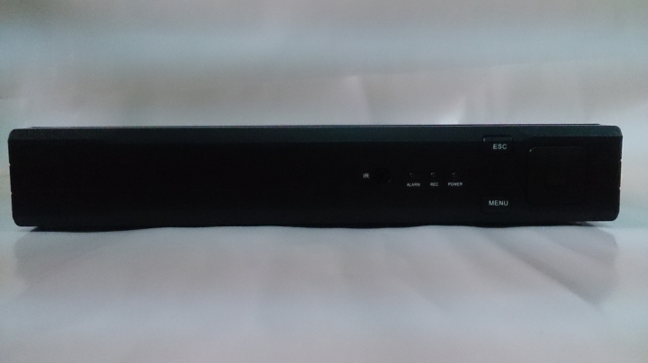 [開箱]DVR 新手開箱心得文(白牌 DVR 配 Seagate 監控資料救援碟 2TB)