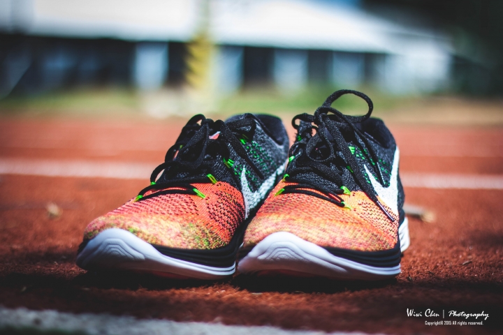 Nike Lunar 3 Flyknit 曬照