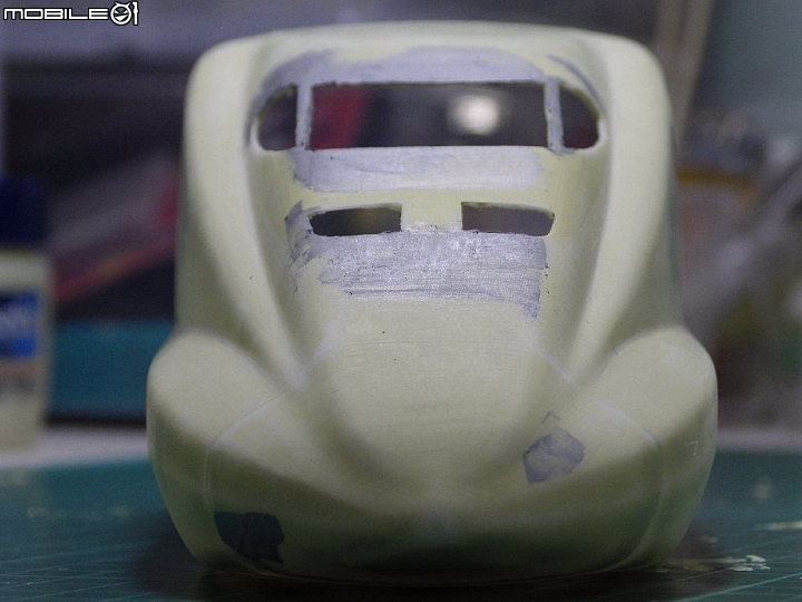 高鐵老皮歡樂列車模型製作