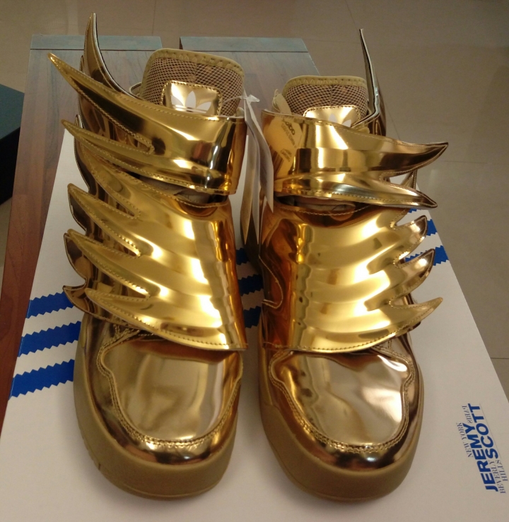 [易開罐] Adidas JS Wing 黃金聖鬥士戰靴