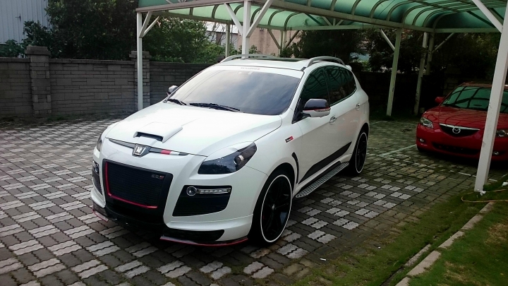 SUV 配上24吋輪圈