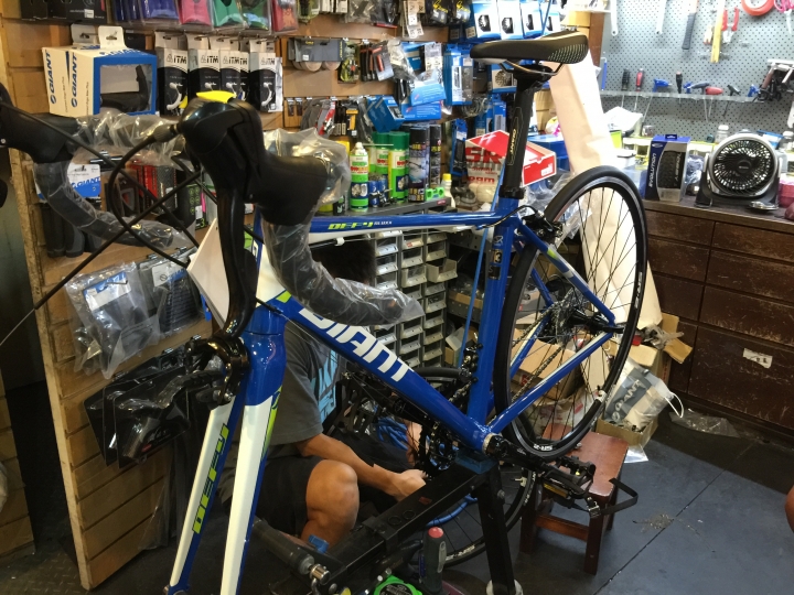 Giant Defy 3 Compact 藍白色開箱