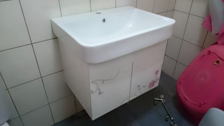 自家浴櫃DIY