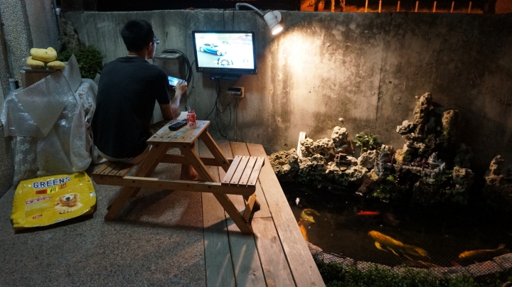 【試用】娛樂不受"線"  全家歡樂無上限  BenQ 電視上網精靈 JM-250試用分享