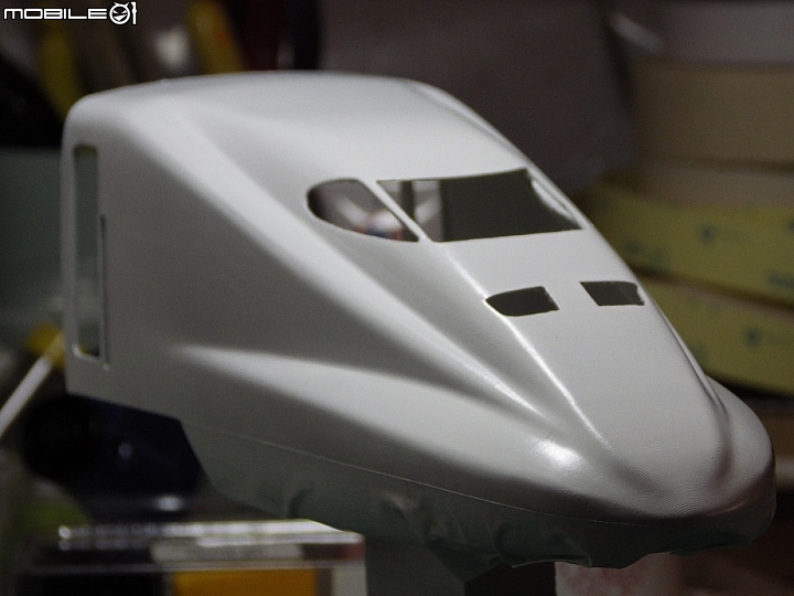 高鐵老皮歡樂列車模型製作