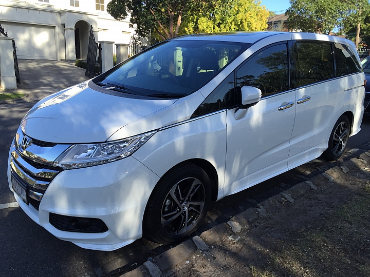 2014 Honda Odyssey VTi-L 遲來的開箱加減看吧！
