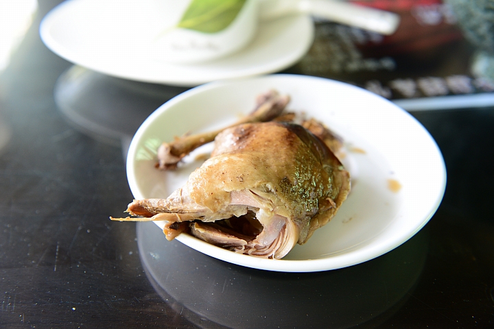 大樹有機鳳梨、玉荷包，還可以到紅豆咖啡喝大樹產的咖啡哦！