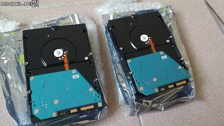 [開箱]Thecus N2310+Toshiba MG03ACA200*2+Asus RT-AC55U 簡單分享