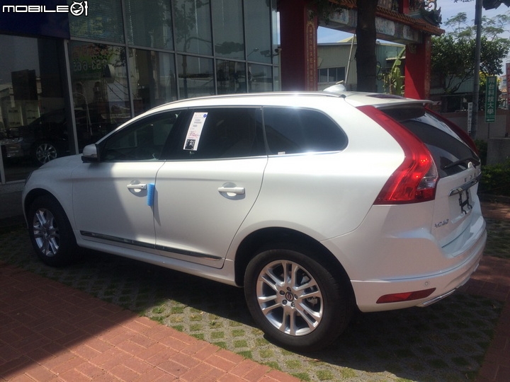 我家的移動城堡: VOLVO Y2015 XC60 D5/AWD (Haldex Gen.5) 旗艦版 珍珠白