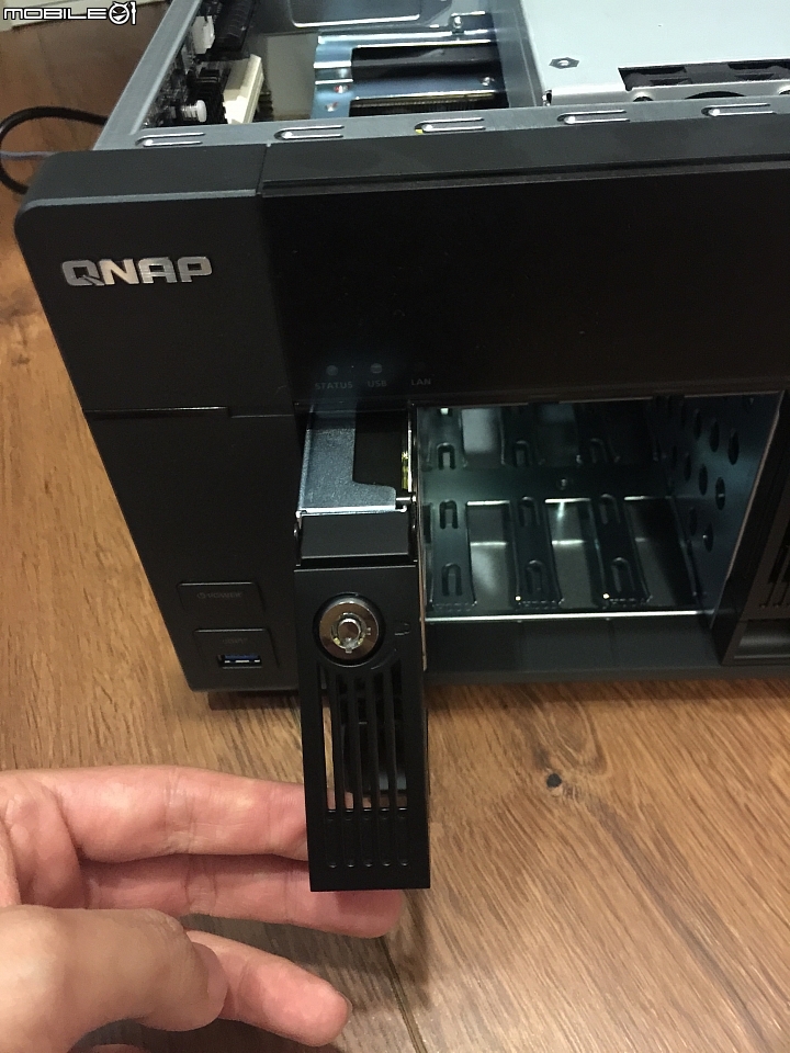 [開箱]非常不專業分享QNAP TVS-871 Turbo vNAS