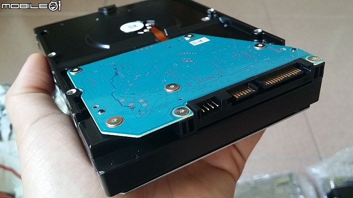 [開箱]Thecus N2310+Toshiba MG03ACA200*2+Asus RT-AC55U 簡單分享