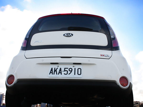 猛虎出閘 AUDI 同父異母親兄弟之跨界潮休旅 KIA SOUL 《KIA潮勢力-試駕體驗活動》
