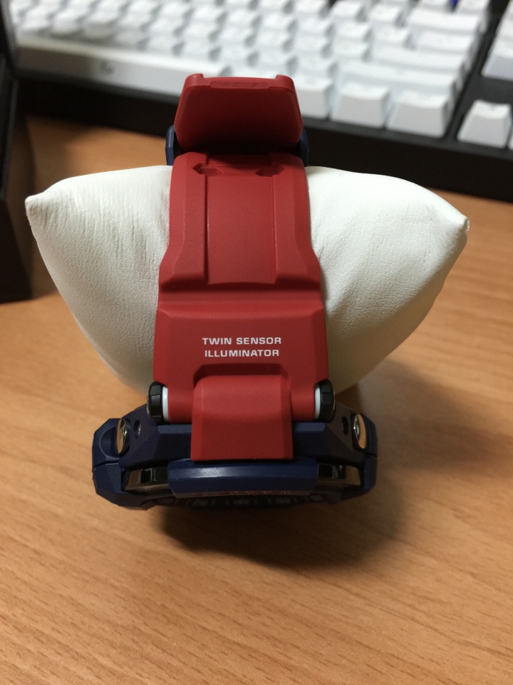 G-SHOCK GA-1100-2AER 開箱!