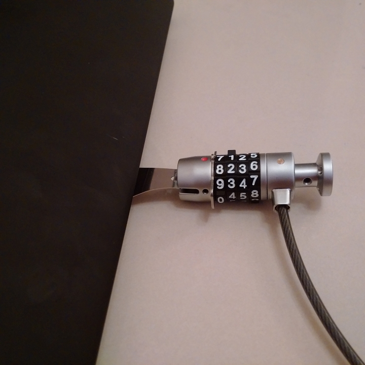 MacBook 電腦鎖