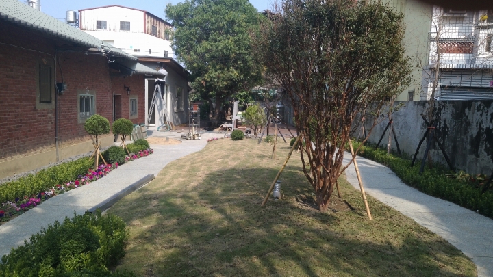 開箱-分享.蓋給爸媽.出國回來的度假小屋(在開一次)