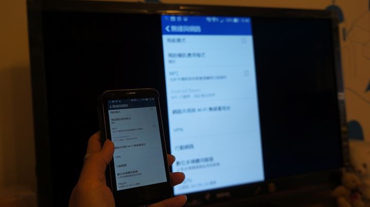 【試用】娛樂不受"線"  全家歡樂無上限  BenQ 電視上網精靈 JM-250試用分享