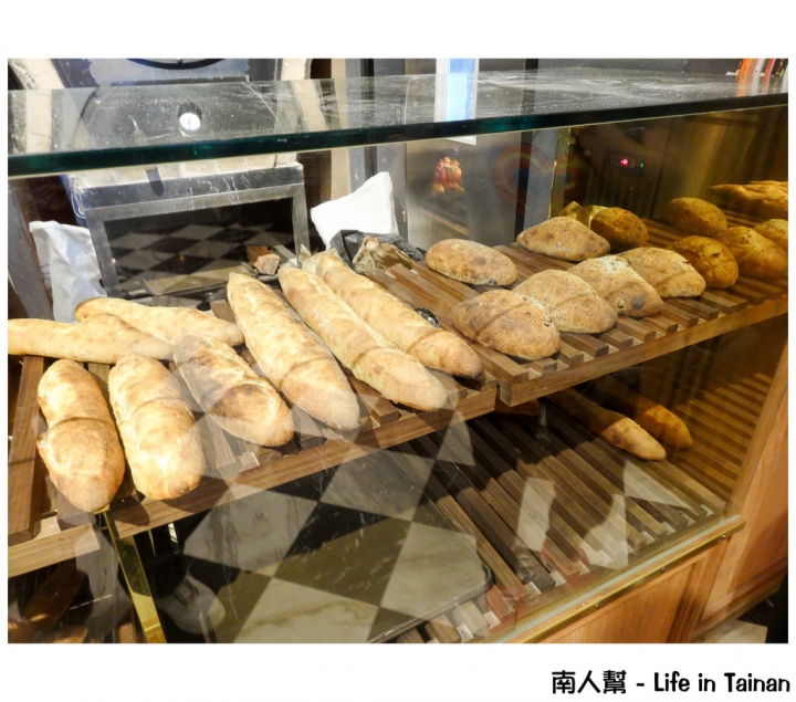 【台南中西區-美食】H.G好擠Restaurant & Living(早午餐.麵包.輕食)