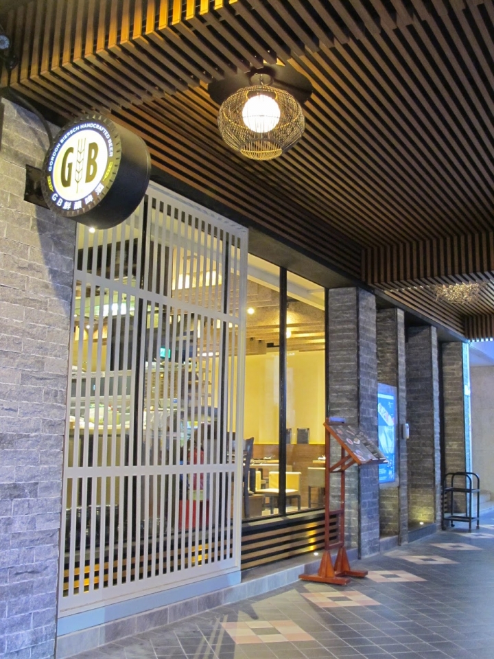 [食記] 天八日式居酒屋-忠孝店。生魚片壽司創意料理!下班小酌好去處!