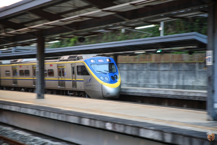 [新北]山佳火車站追火車、青島藥燉牛肉麵  by蛋拔