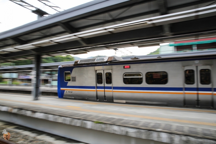 [新北]山佳火車站追火車、青島藥燉牛肉麵  by蛋拔