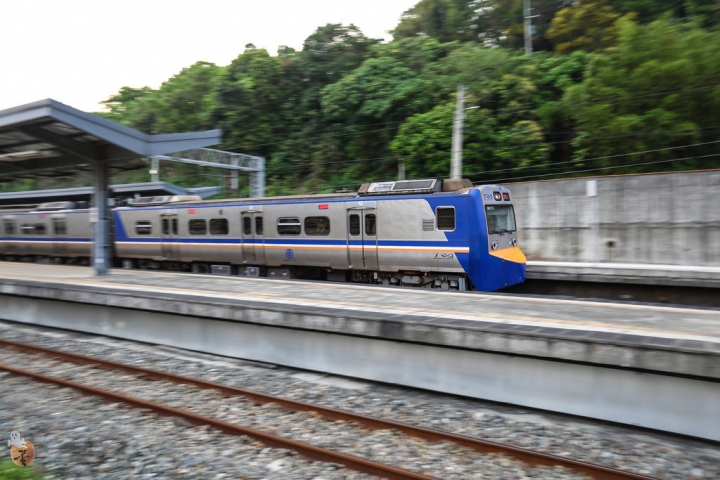 [新北]山佳火車站追火車、青島藥燉牛肉麵  by蛋拔