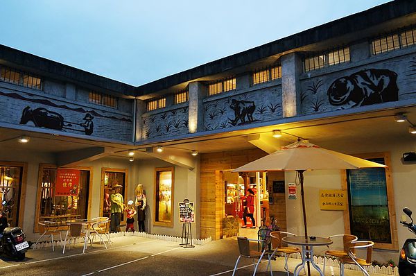宜蘭美食推薦-超平價農村主題咖啡廳＂六號糧倉＂近東門夜市